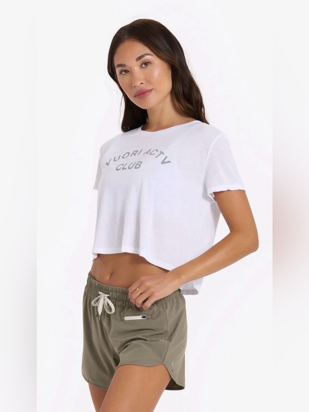 NWT Vuori Active Club Tee, M, White / Cool Grey